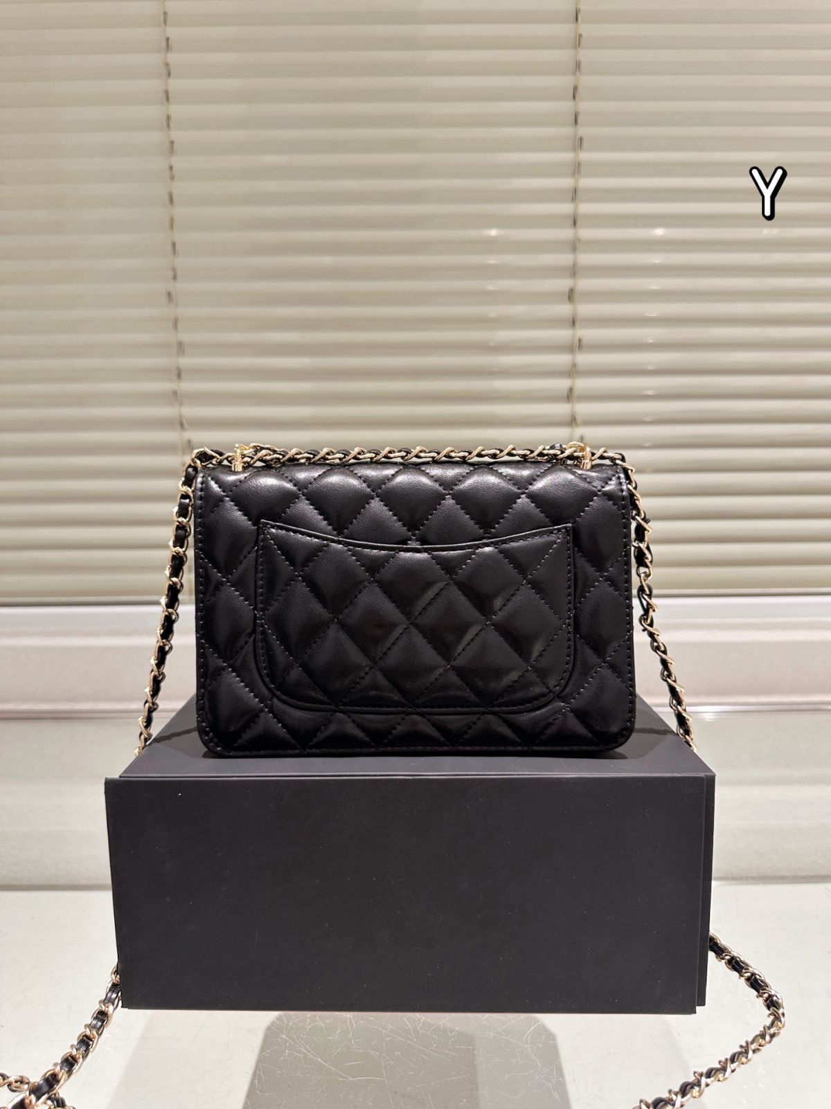 今日特価】CHANEL 25P Heart Pendant WOC Chain Bag / シャネル