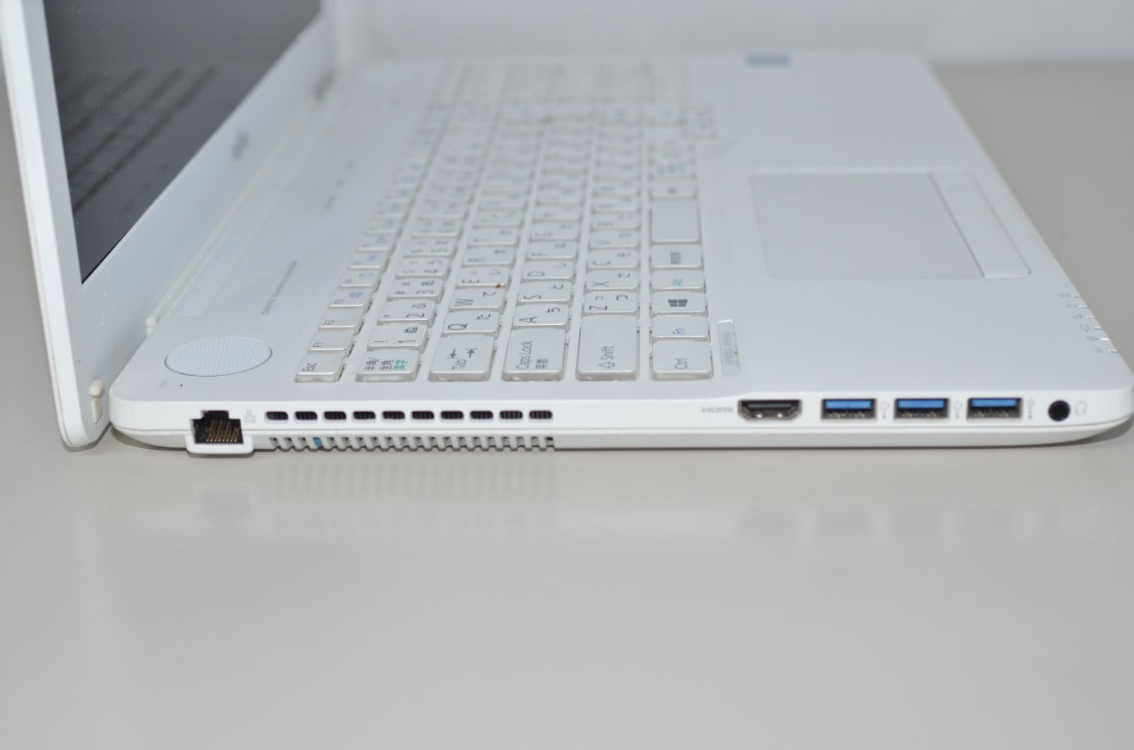 中古良品ノートパソコン 富士通 AH53/A3 Windows11+office 爆速 