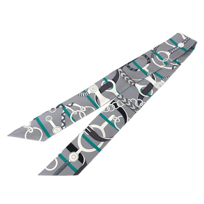 HERMES エルメス ツイリー Panoplie equestre 乗馬の装具一式 スカーフ