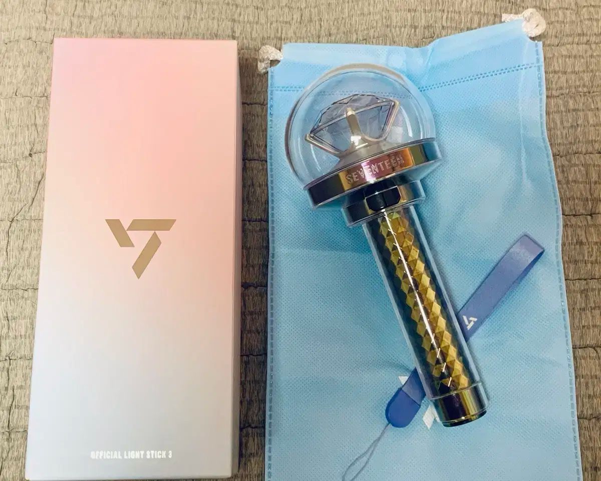 SEVENTEEN ペンライトVER.3 10th Anniversary セブンティーン - 公式