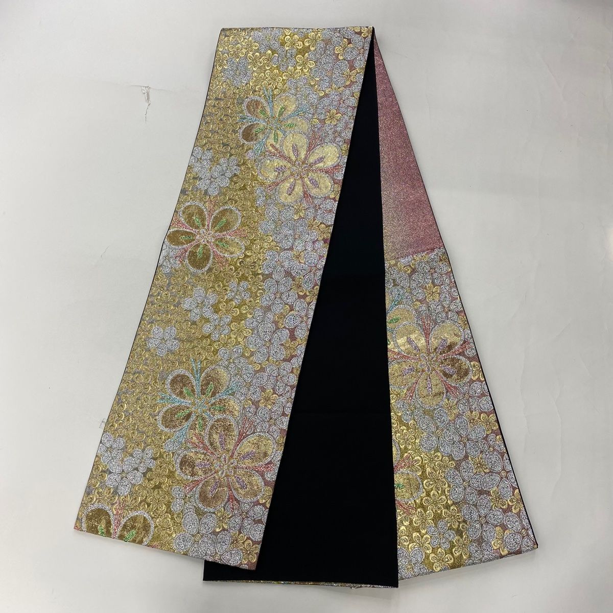 振袖 身丈164cm 裄丈67cm  袷 鞠 草花 金彩 紫 正絹 美品 名品 振袖 身丈169cm 裄丈68.5cm L 袷 草花 箔 金彩 黒 正絹 美品