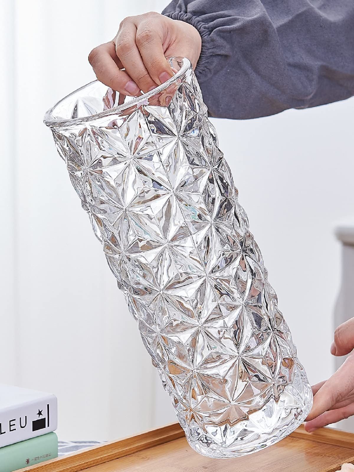 モダン シンプル 透明 生け花 おしゃれ シリンダー インテリア 円柱 部屋 玄関 ガラス リビング 飾り 花器 お店 ホテル フラワーベース プレゼント 贈り物 花瓶 (口径：12cm 高度：30cm)