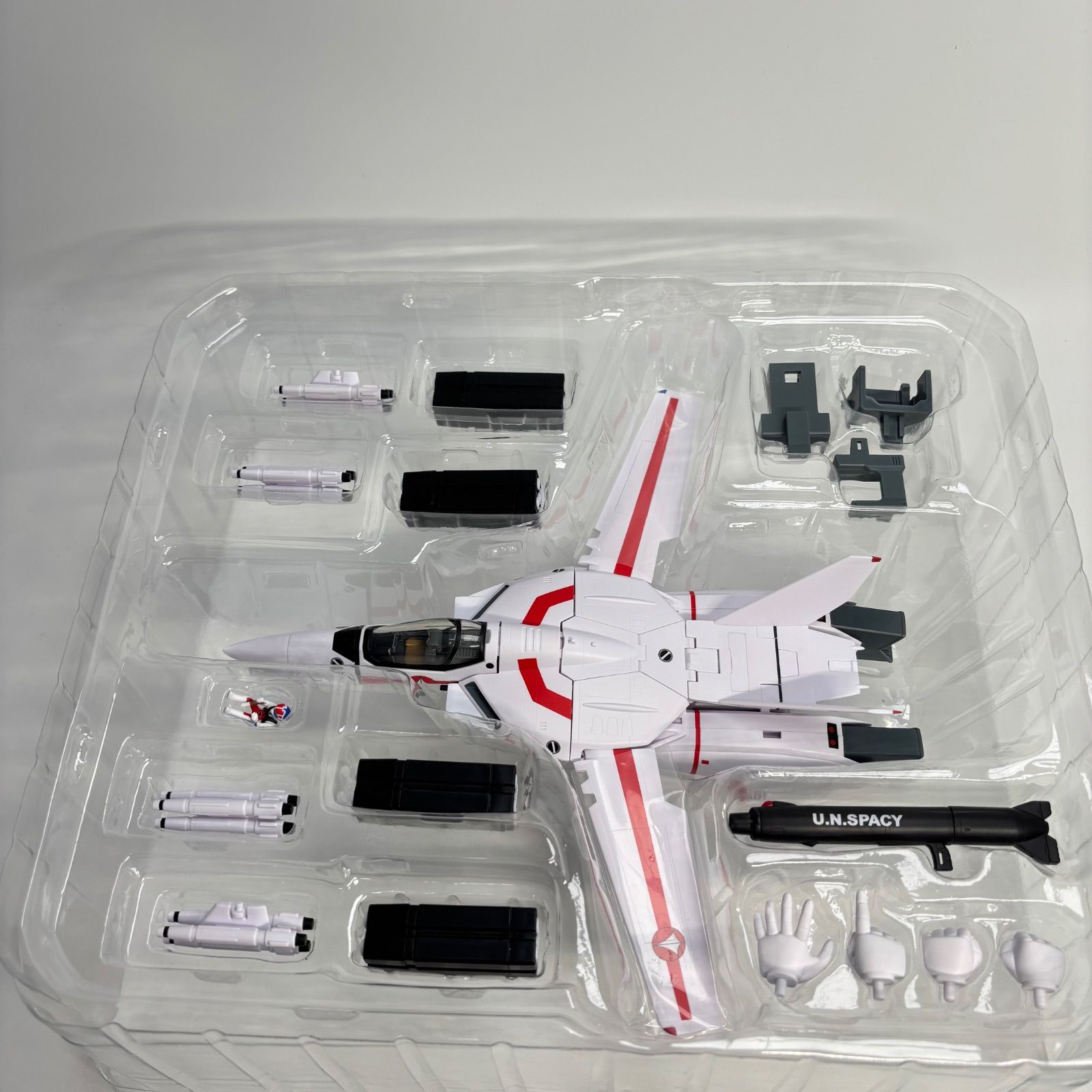 アルカディア 超時空要塞マクロス 1/60 完全変形VF-1J