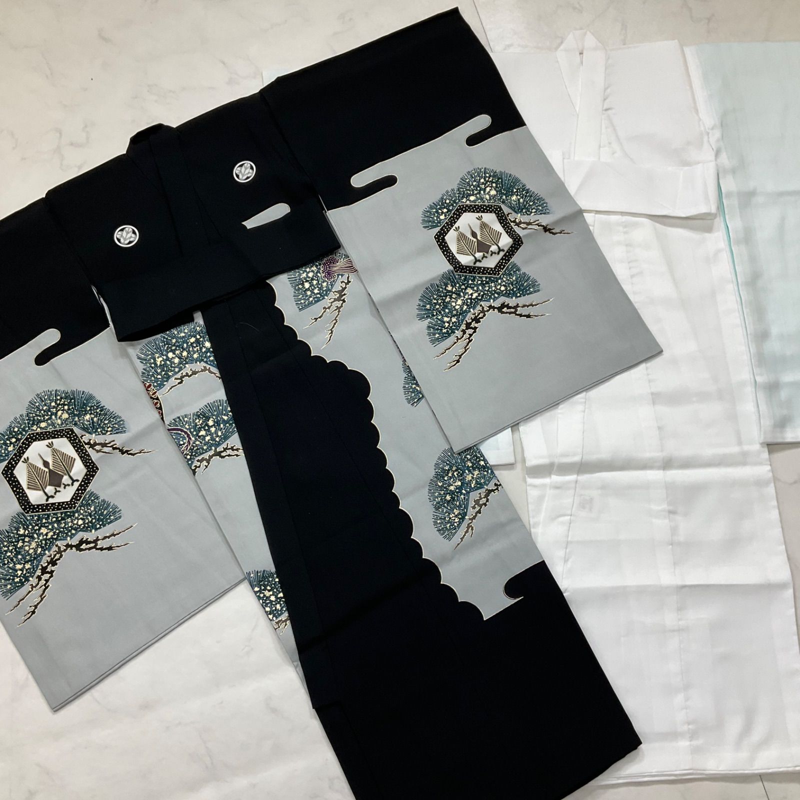 七五三 着物　産着　男の子　美品　襦袢付き 七五三 着物 産着 男の子 美品 襦袢付き お宮参り 産着 男の子 白 鷹