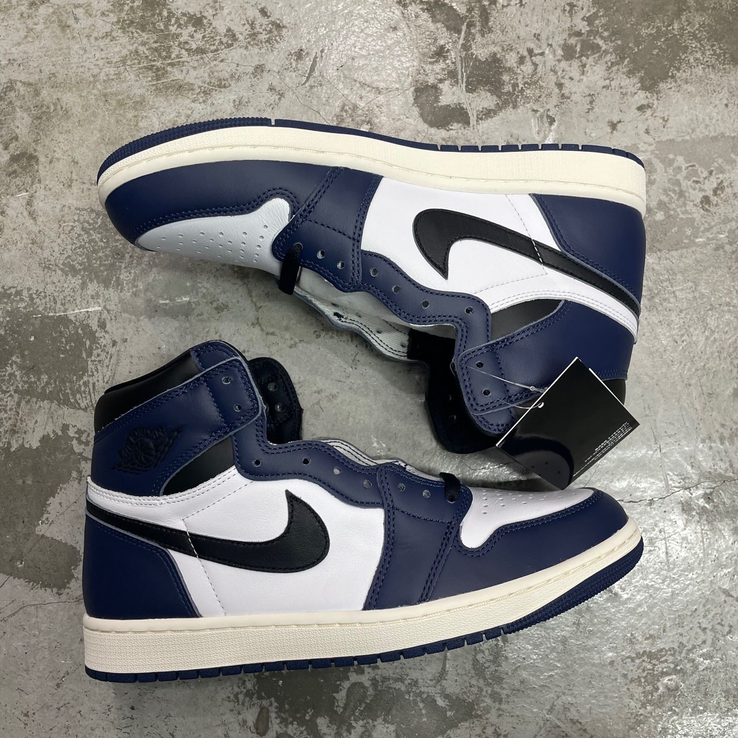 新品 国内正規 28.5cm ナイキ エアジョーダン1 スター イズ ボーン US10.5 NIKE AIR JORDAN 1 RETRO HIGH OG A STAR IS BORN 555088-015  新品 国内正規 Nike Air Jordan 1 Retro High OG 555088-160