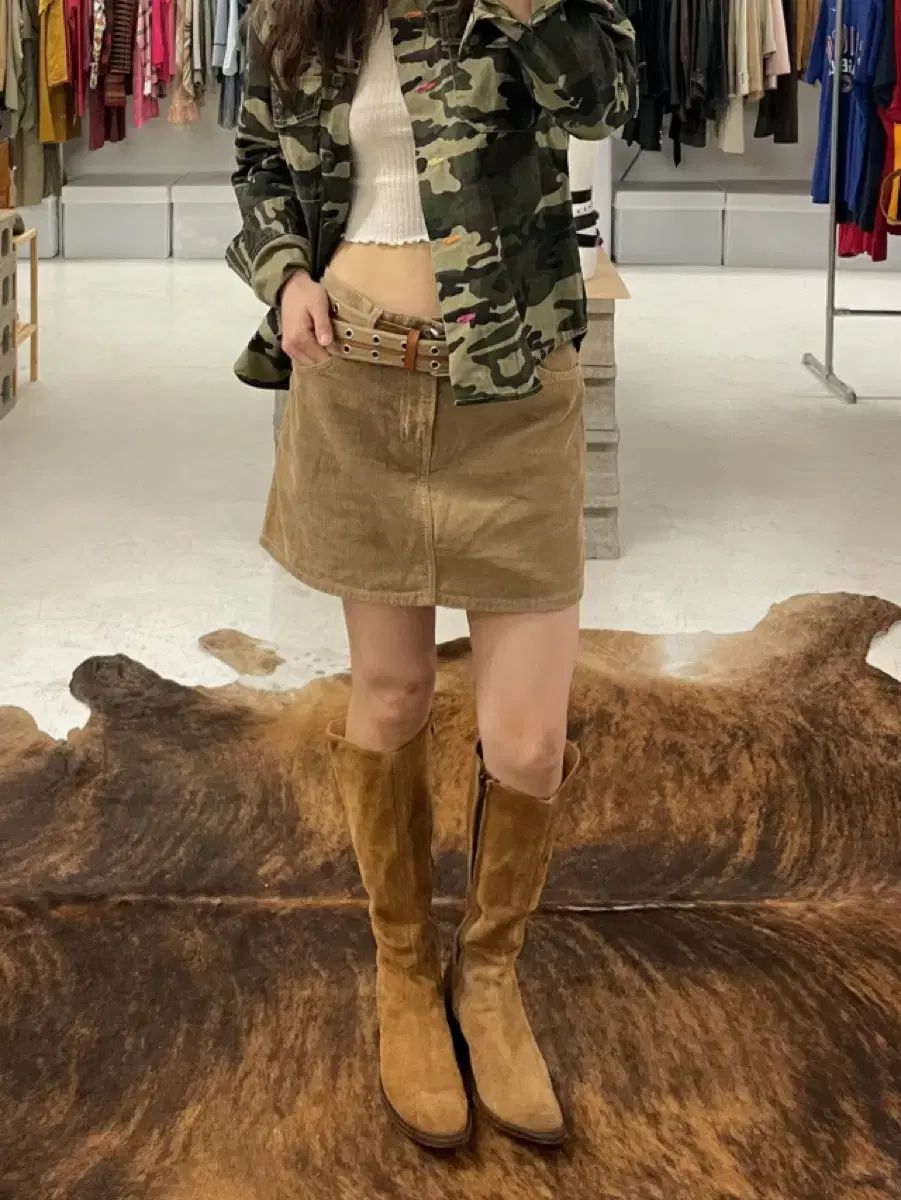 LEE x EARTH music ＆ ecology corduroy skt