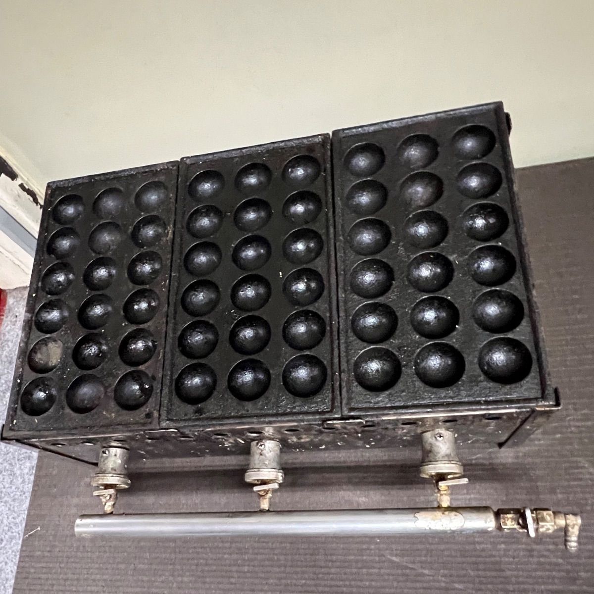 大型業務用ステンレスたこ焼き器 84穴 Amazon | 業務用たこ焼き