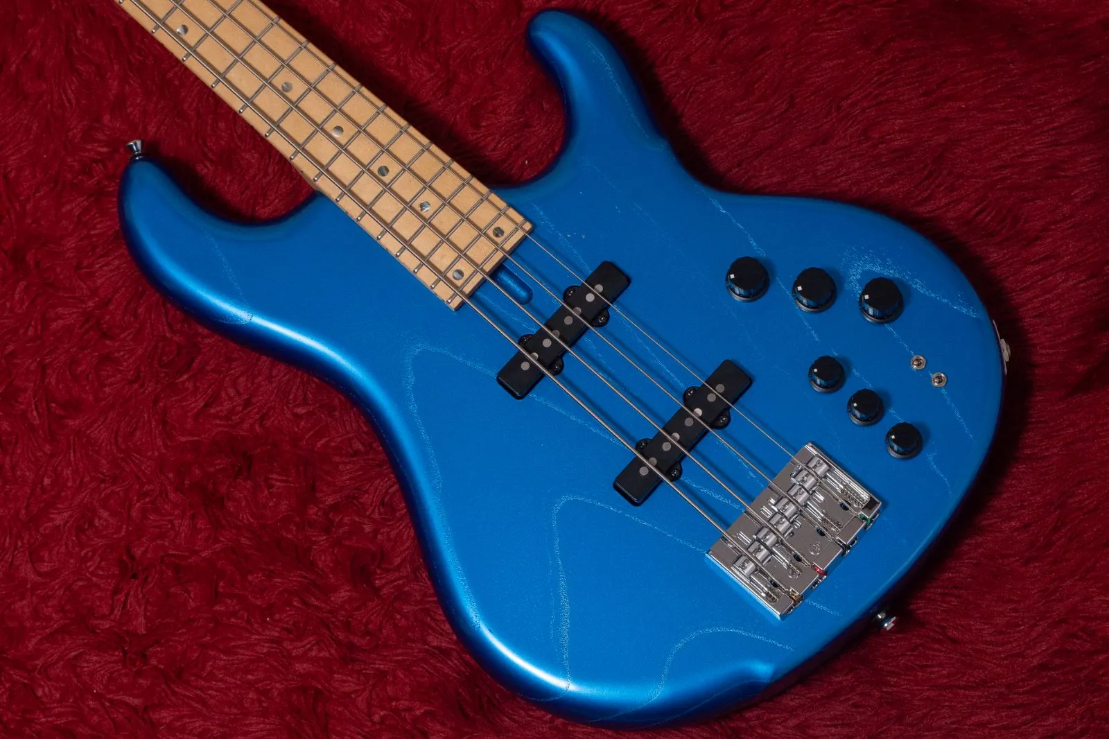 Parker パーカー PDF-40 DragonFly エレキギター 中古 Parker パーカー PDF-40 DragonFly エレキギター 中古 2025年最新