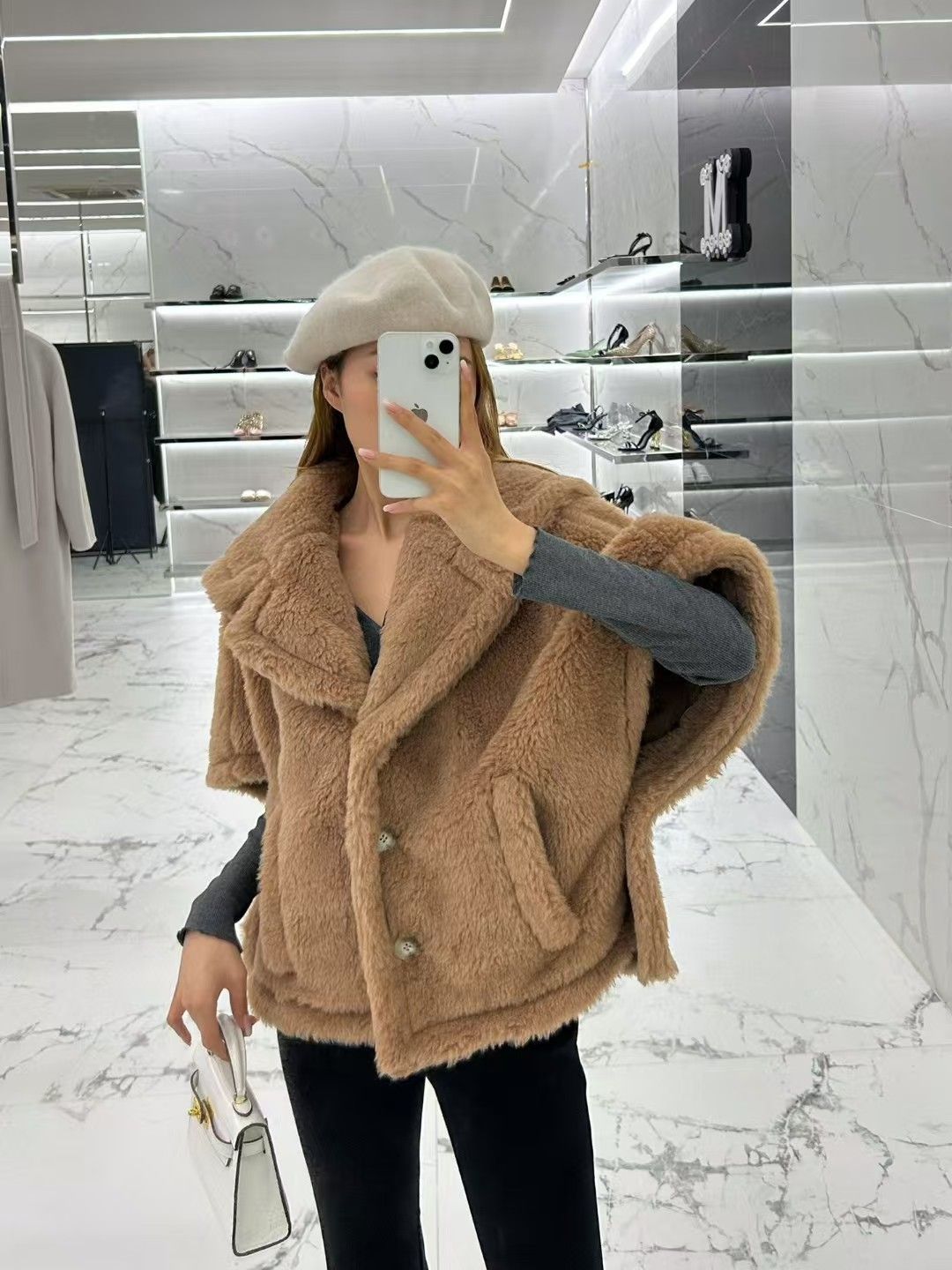 新作 視 MaxMara/マックスマーラ TEBEテディベアケープ