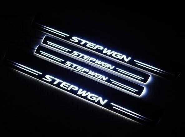 ホンダ 現行型 STEPWGN スカッフプレート ステップワゴンRP系 LED 白 ホワイト シーケンシャル 流れる RP1 RP2 RP3 ４点セット