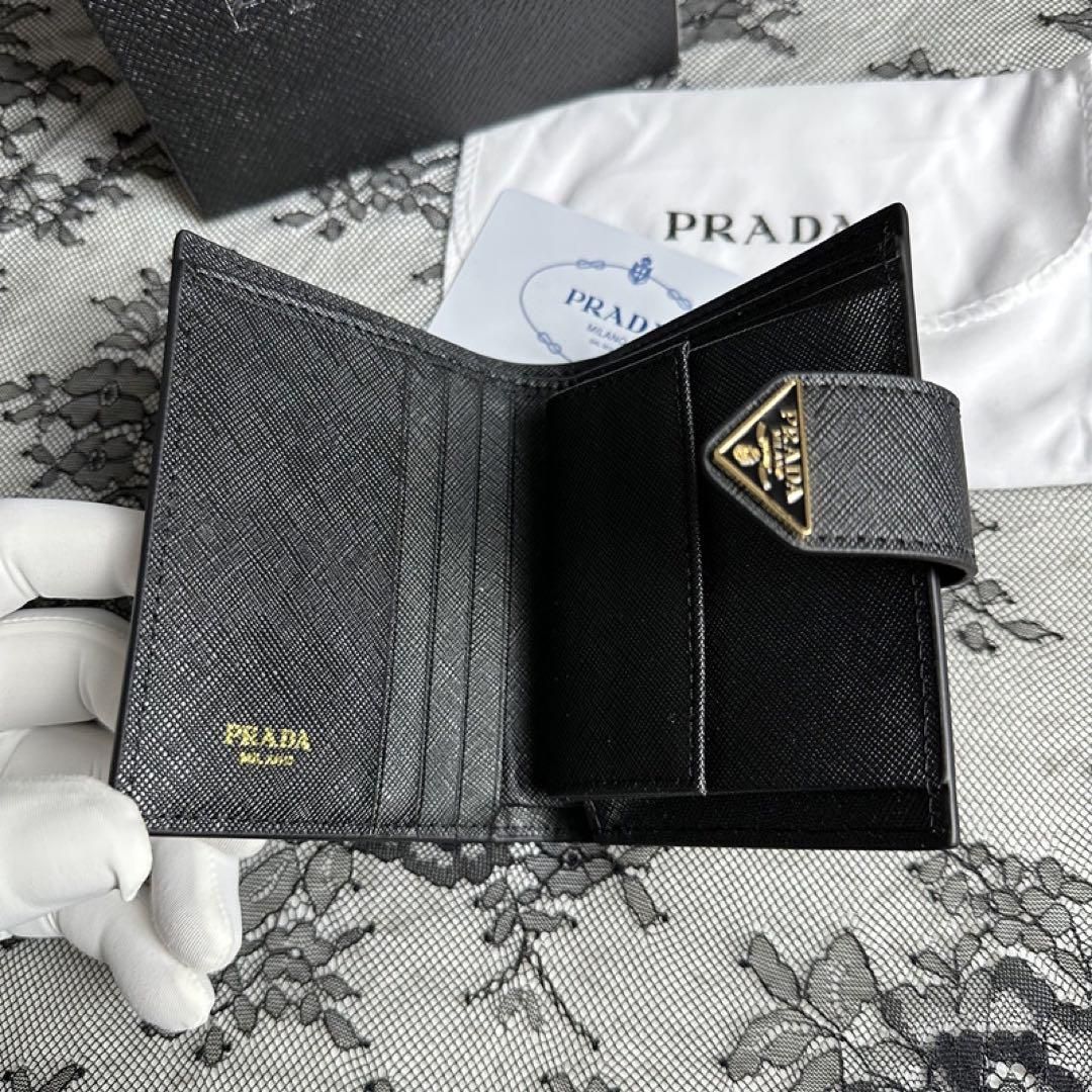 正規品Prada2つ折り財布 （PRADA プラダ 2つ折り財布 ブラック 