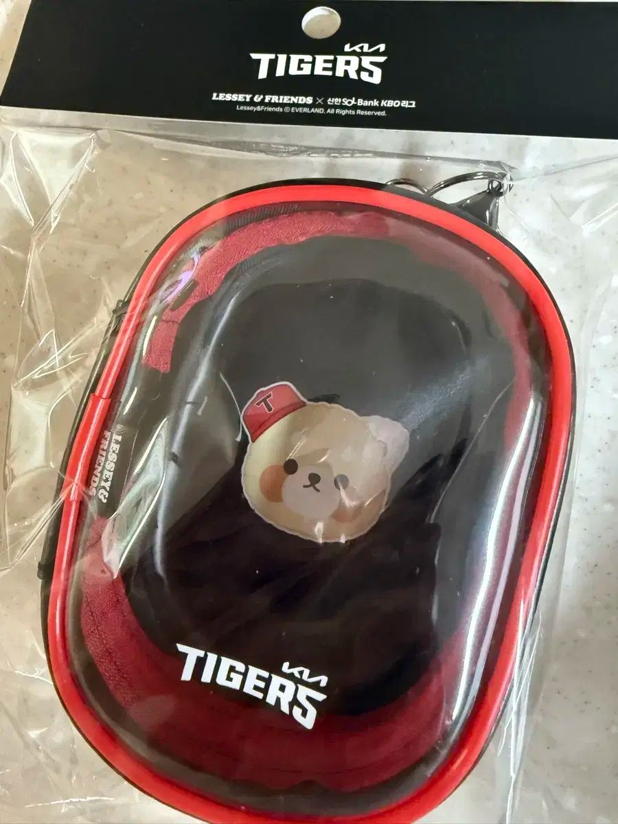 【雷市場（ポンジャン）商品韓国直送】 KIAタイガース(キア・タイガース) タイガース レシ ぬいぐるみ 未開封 KIAタイガース(キア・タイガース) レシ pvc ポーチ 未開封 新品 販売