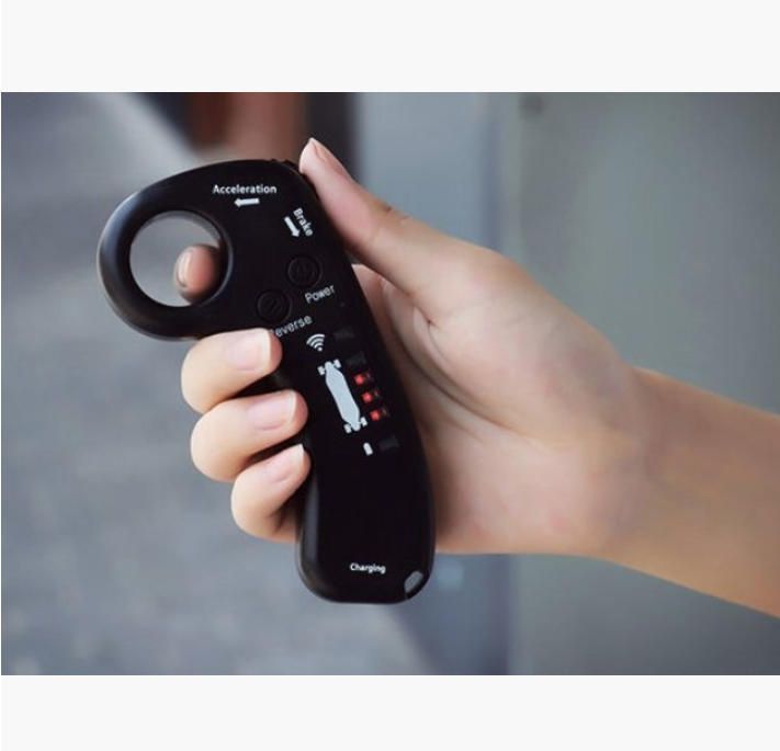 電動四輪スライド車リモコンインテリジェント二駆スライド子供大人歩行スライド車