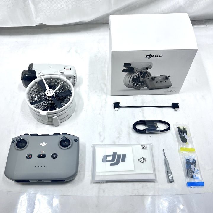 極美品】DJI Flip(RC-N3送信機付属) ドローン カメラ付き 4K UHD