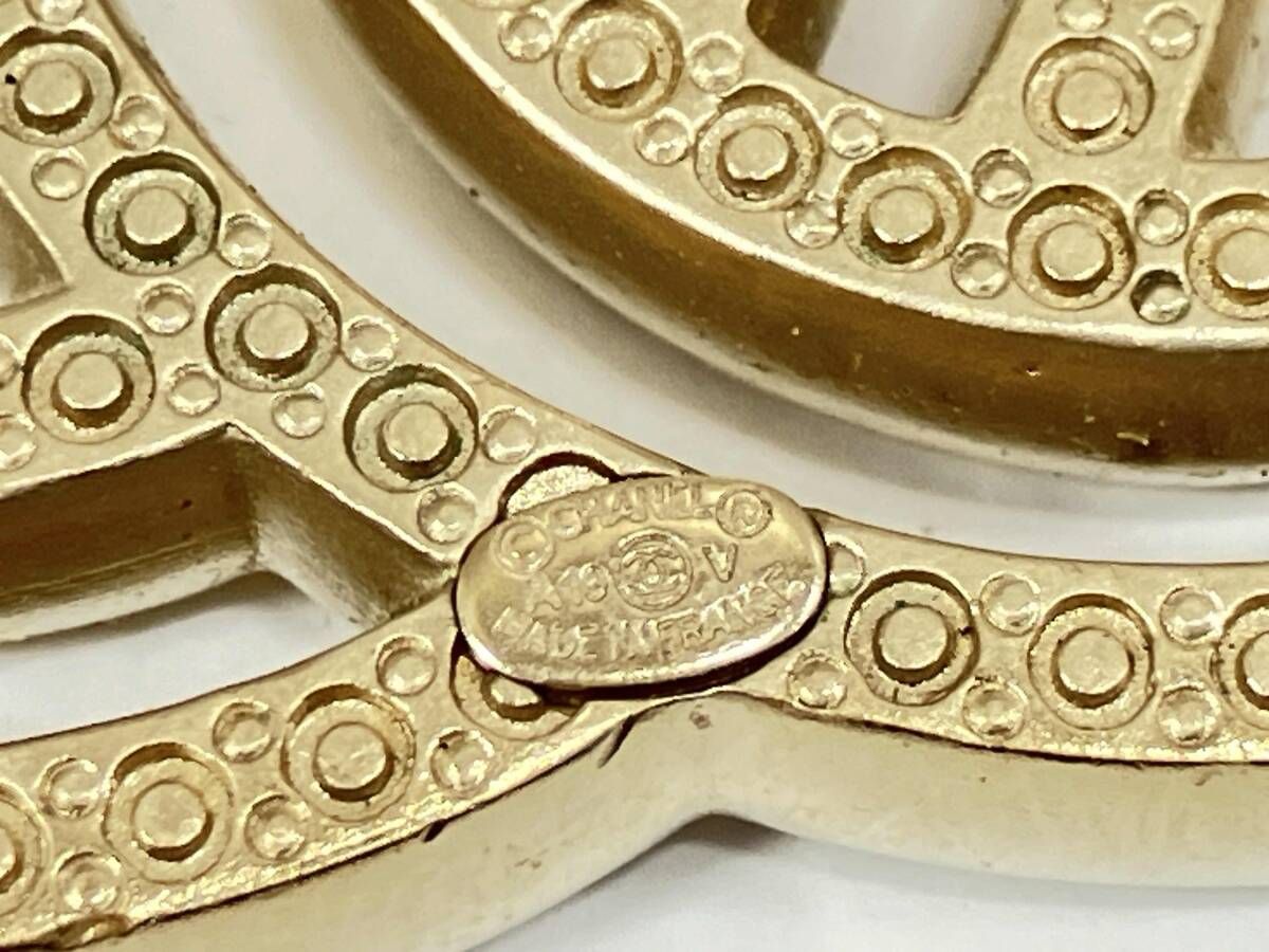 華やかに】CHANEL A19V ココマークブローチ - メルカリ