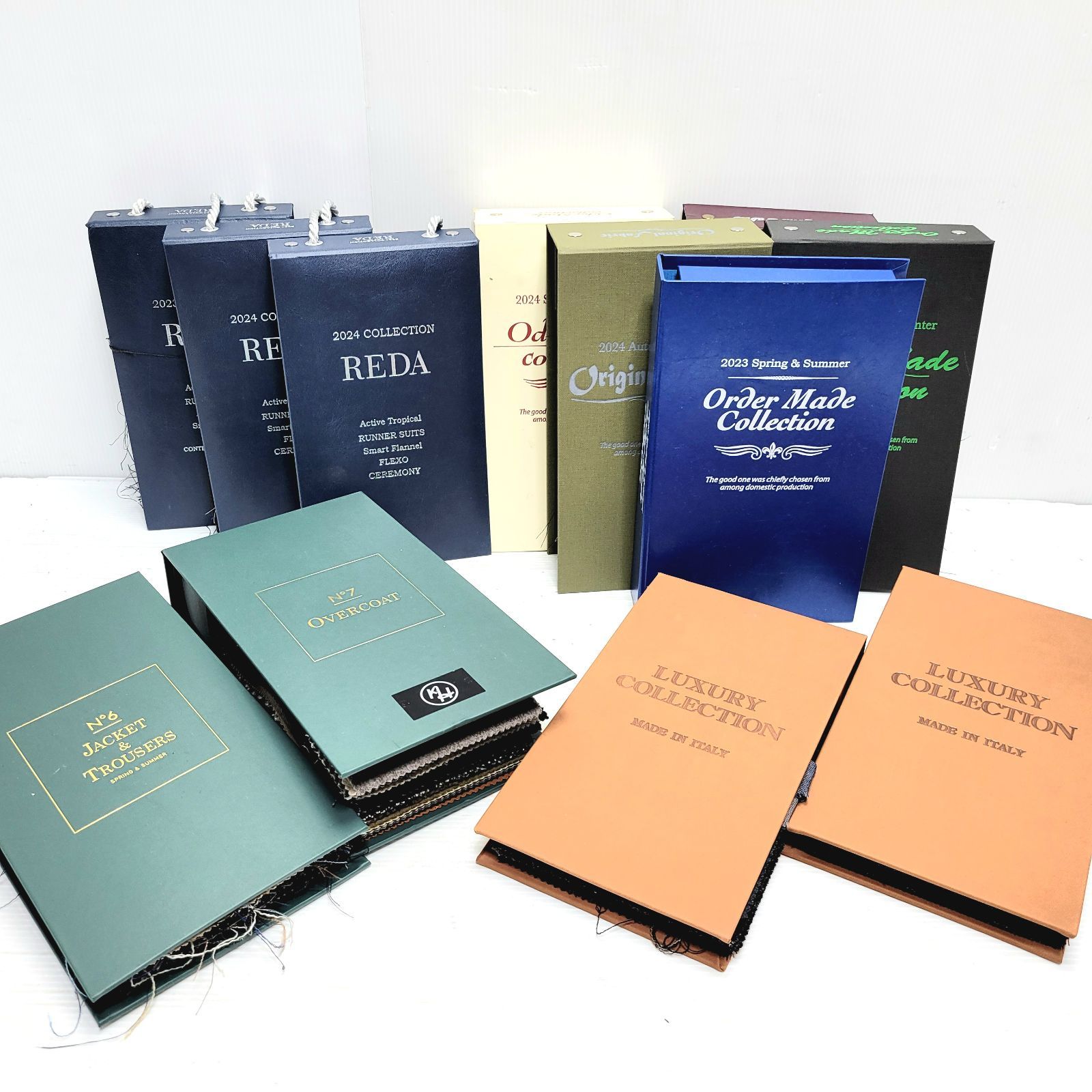 高級生地ブランド オーダーメイドスーツ 生地見本 バンチブック まとめ