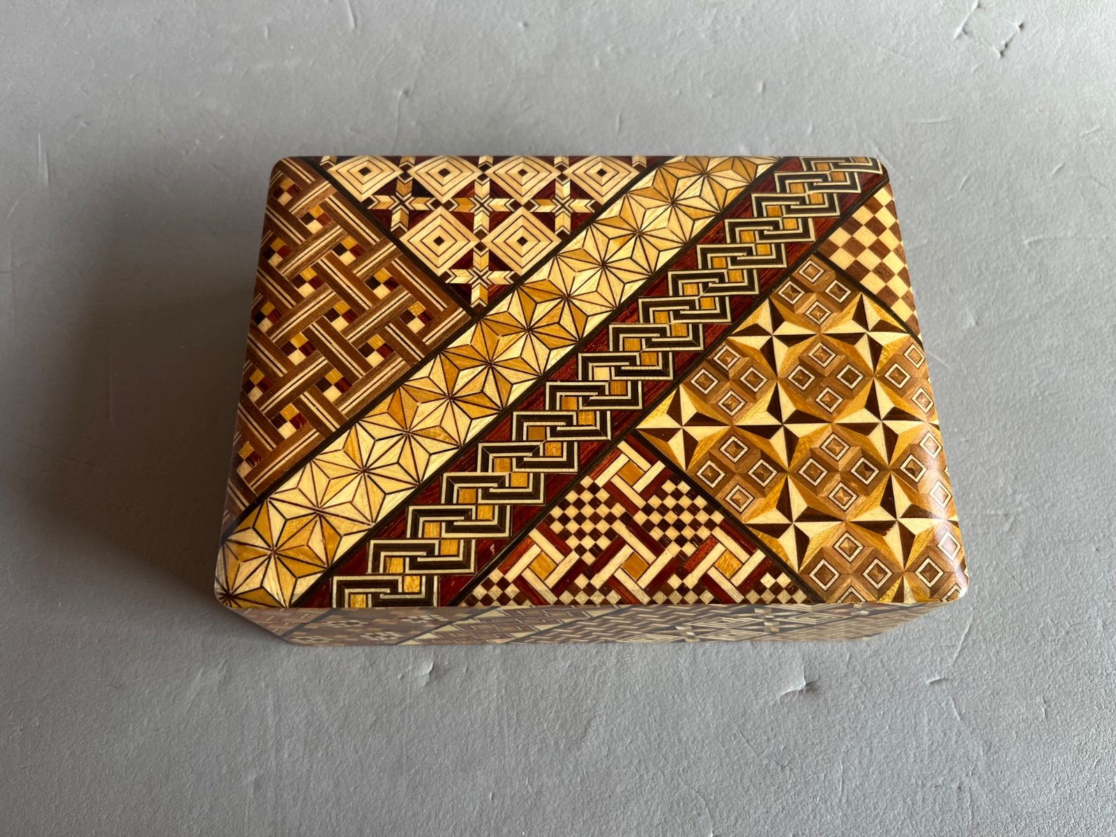 美術品・アンティーク・コレクション 【未使用品】箱根寄木細工 小箪笥