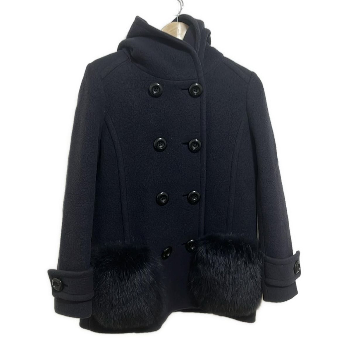 美品●グレースクラスのビジュー付きコート●サイズ38 GRACE CONTINENTAL(グレースコンチネンタル) コート サイズ38 M
