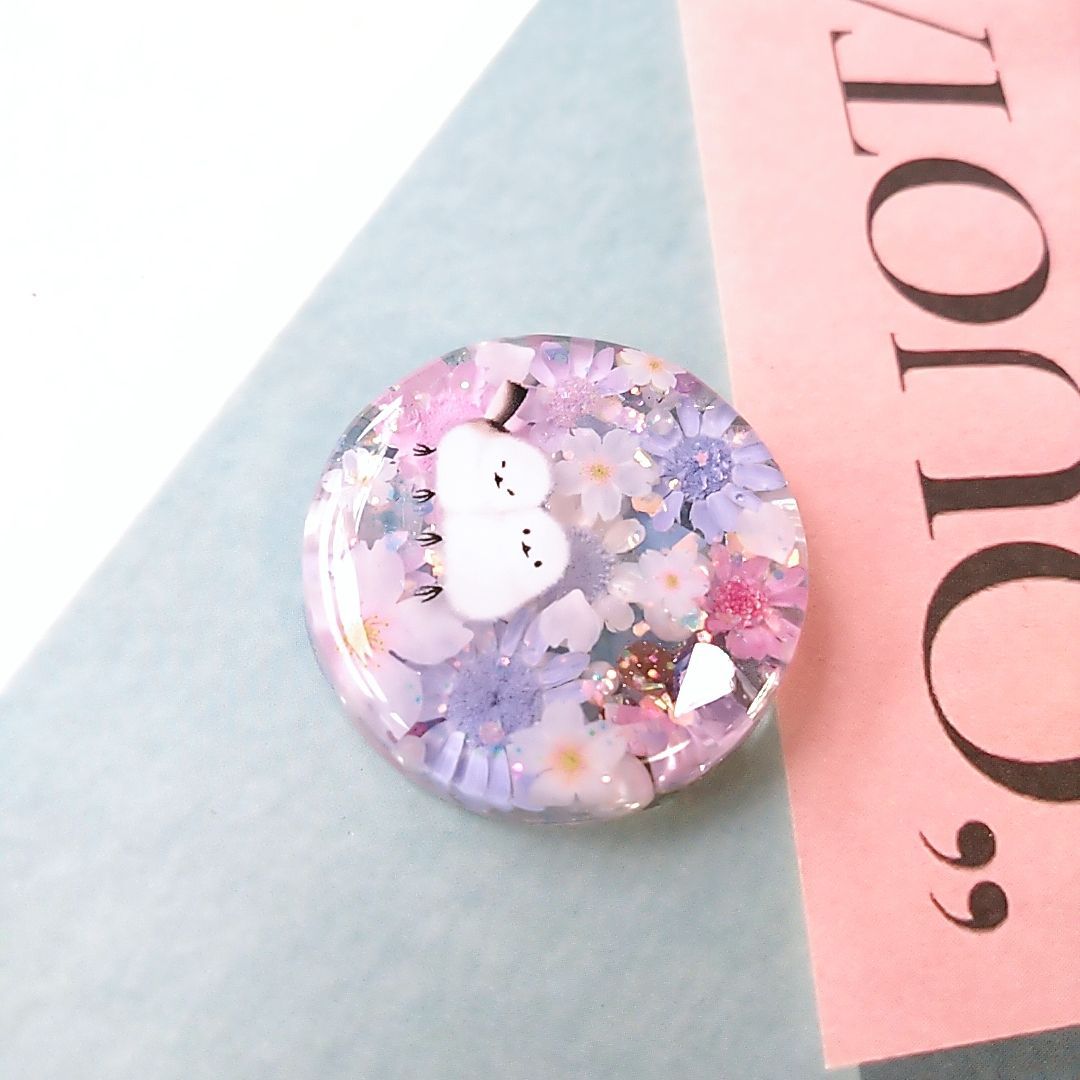 No.2202 桜とシマエナガ レジンヘアゴム - メルカリ