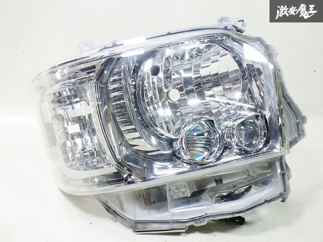 トヨタ 純正 200系 ハイエース 4型 5型 6型 7型 LED ヘッド
