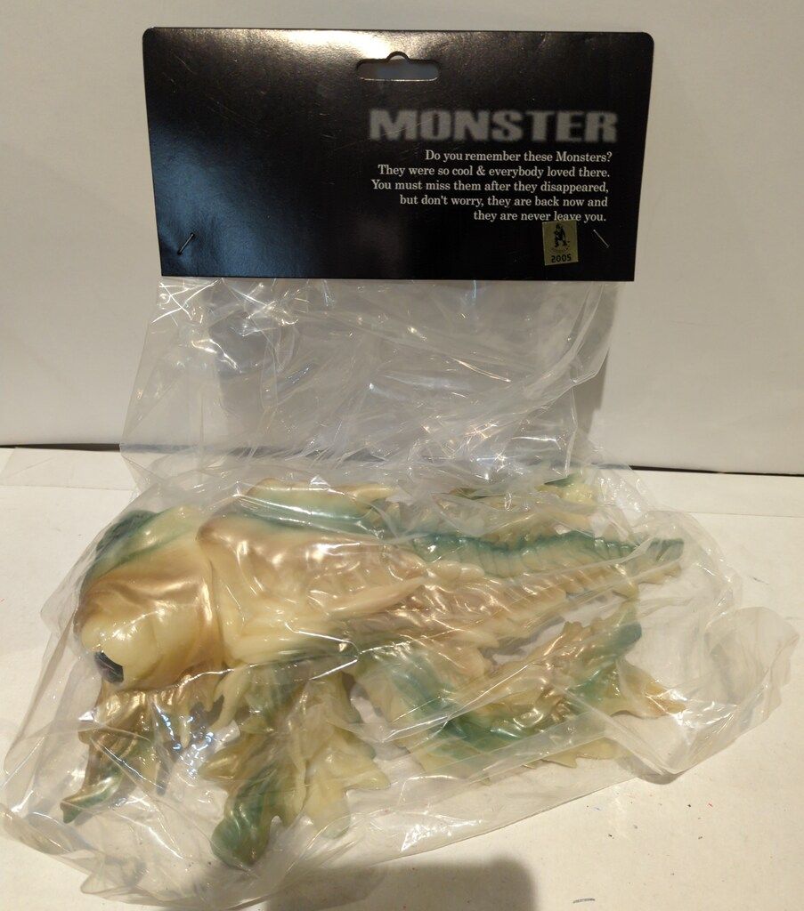 よん CCP AMC ヘドラ四つ足 蓄光祭り05 SP-ブランドの古着
