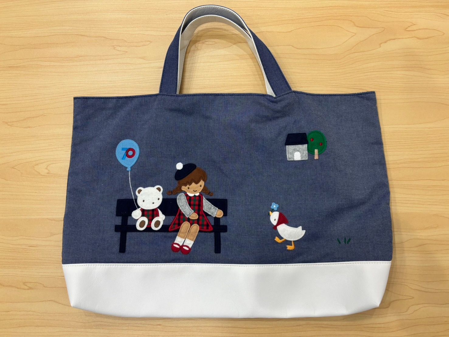 美品】familiarファミリア70周年 マチ付き デニムバッグ 神戸本店限定  