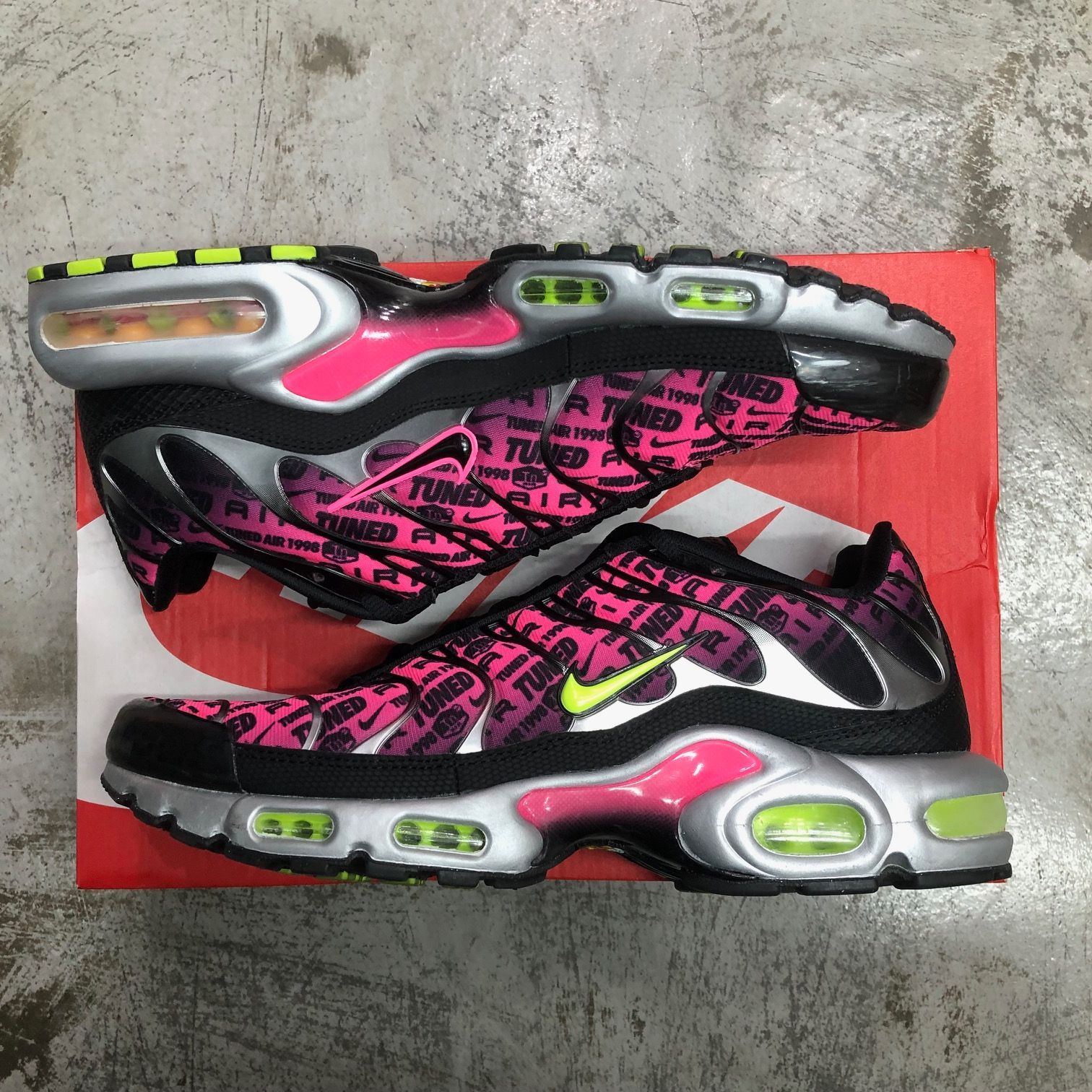 国内正規 Nike Air Max Plus Mercurial 25 Hyper Pink and Volt FJ4883-001 エアマックスプラス マーキュリアル25 スニーカー ナイキ 28cm 65590A1