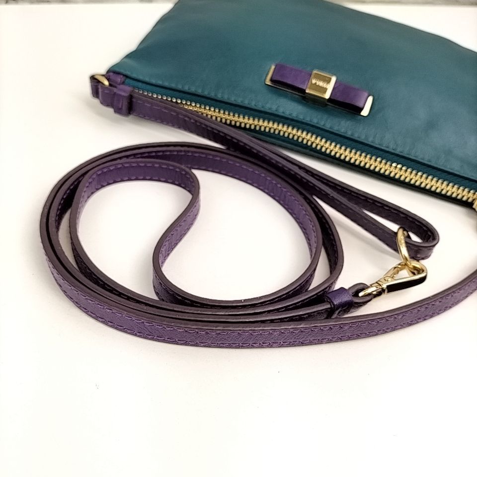 FURLA 】O A-1 フルラ 本革 レザー ロゴ刻印 ゴールド金具 2way