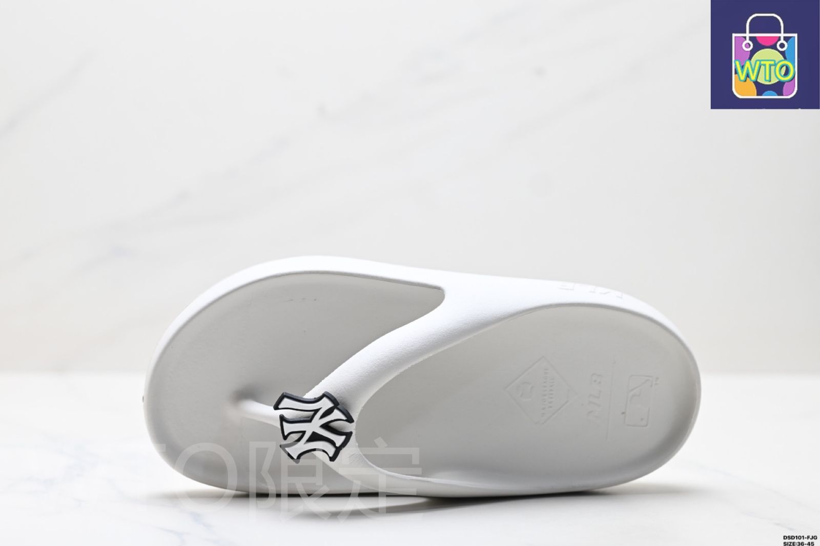 [MLB] Skipper Flipflop ★大人気★ 今日特価】MLB SLIPPER CHUNKY BOUNCER FLIP - FLOP