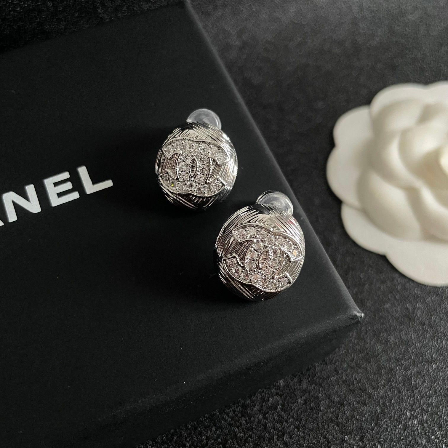 今日特価】Chanel ヴィンテージ イヤリング 送料無料 限定在庫