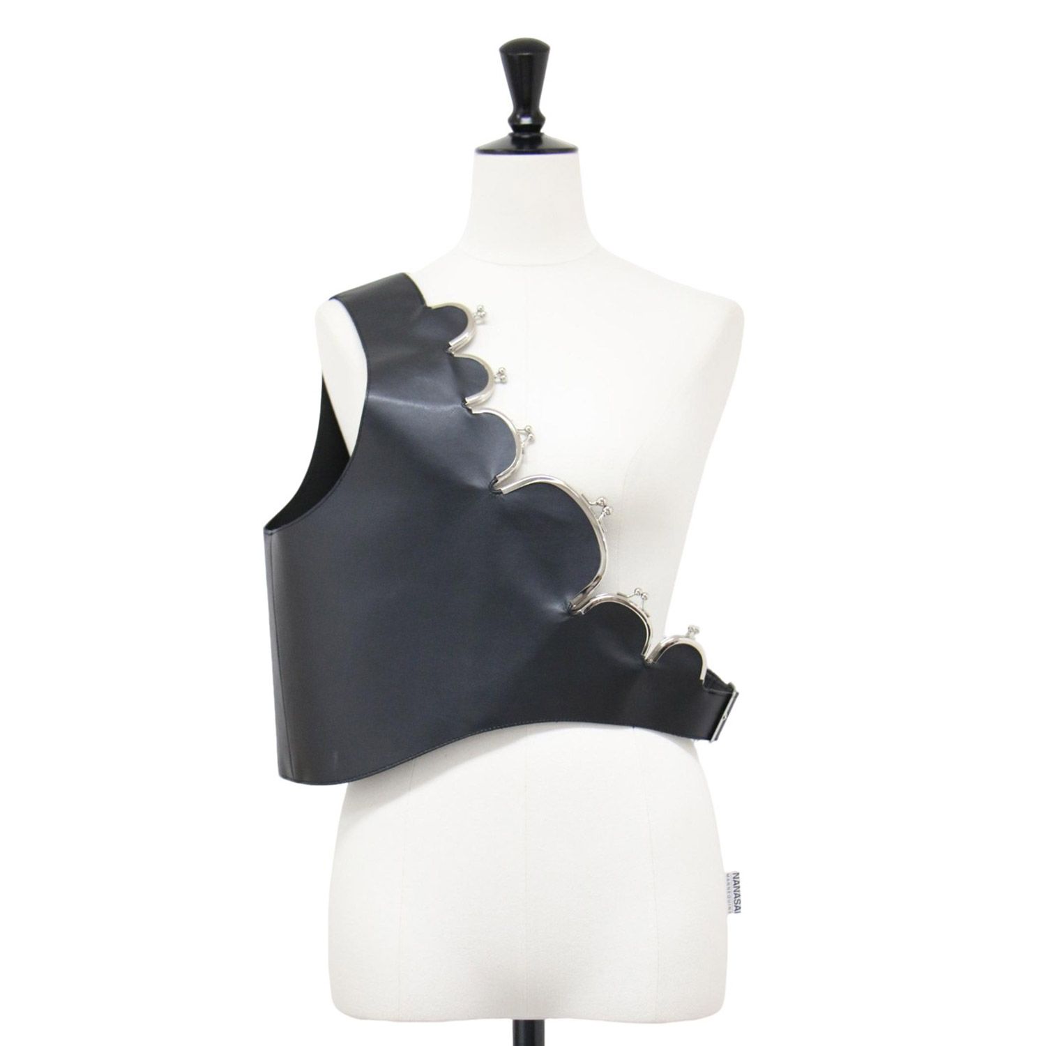 NOIR KEI NINOMIYA ノアール ケイニノミヤ ハーネス ブラック 黒 サイズ M | がま口 ポケット レザー ハーネス | ベスト ジレ ワンショルダー 合成皮革 | トップス | レディース