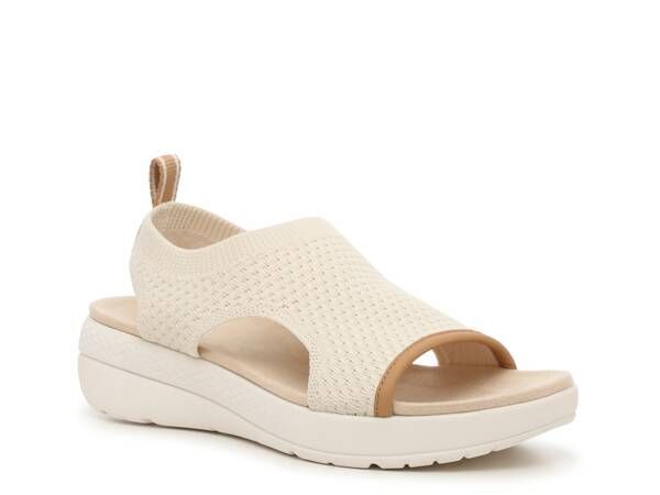 【送料無料】 ハッシュパピー レディース サンダル シューズ Breathe Wedge Sandal Vanilla