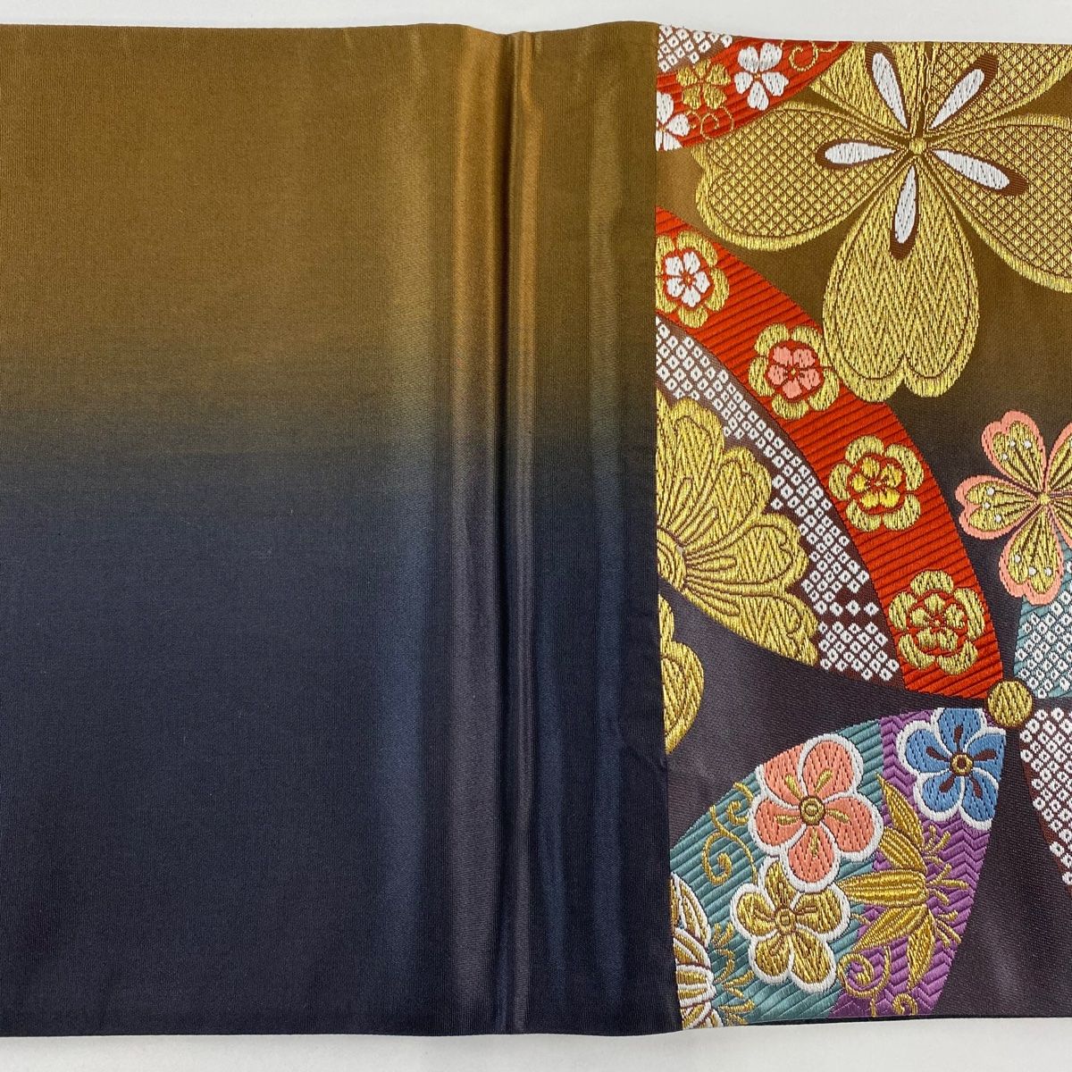 美品】 袋帯 秀品 桜 菊 金糸 唐織 茶色 六通 正絹 【中古】 - メルカリ