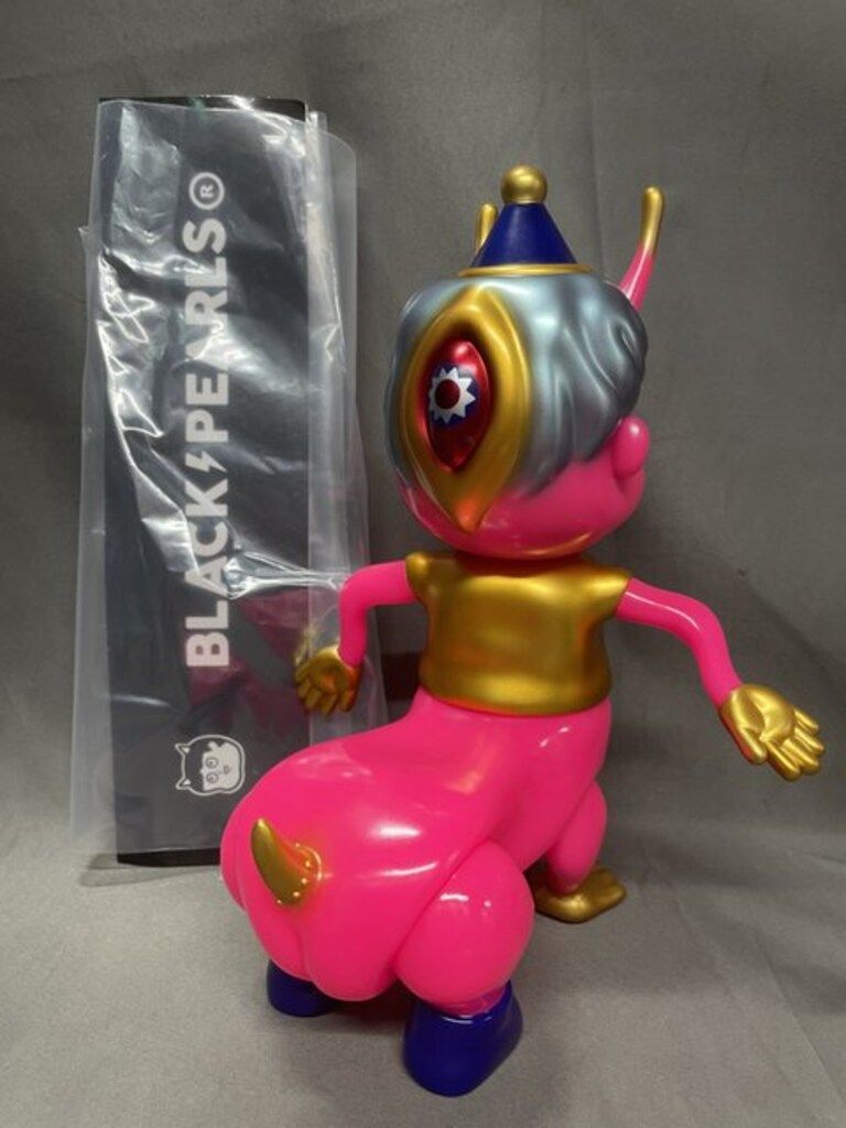 【極美品】izumonster✖️blackpearlsイズモンスター　ペピル君 izumonster/BLACK PEARLS ペピル君 ピンク成型/金/紫/赤 - メルカリ