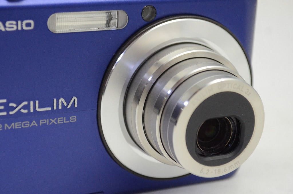 700 コンパクトデジタルカメラ