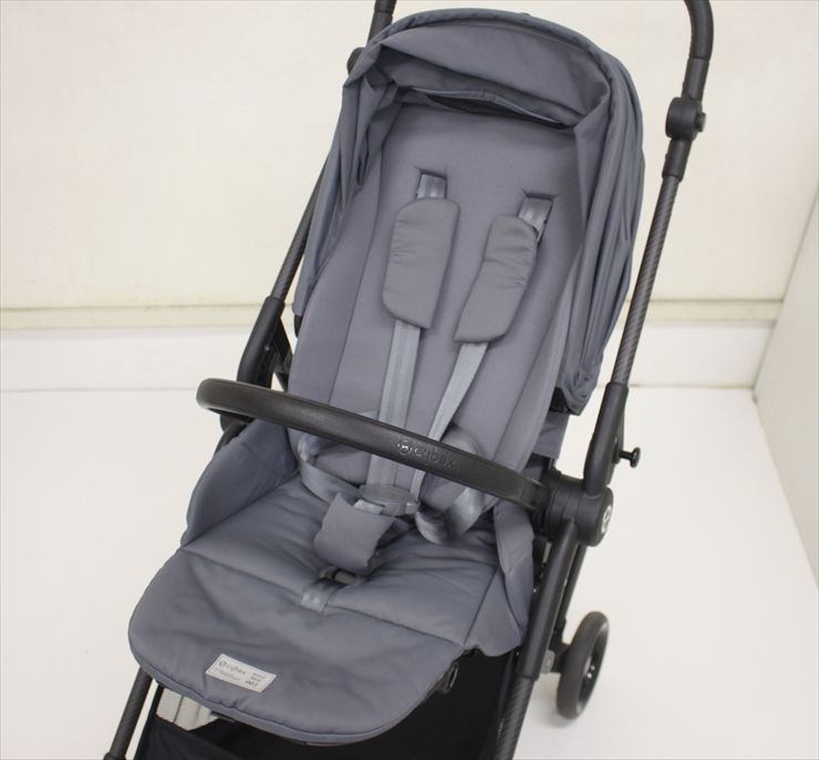 【美品】doona doona+ クラシカルグレー　ドゥーナ　ベビーカー 美品】doona doona+ クラシカルグレー ドゥーナ ベビーカー 2025