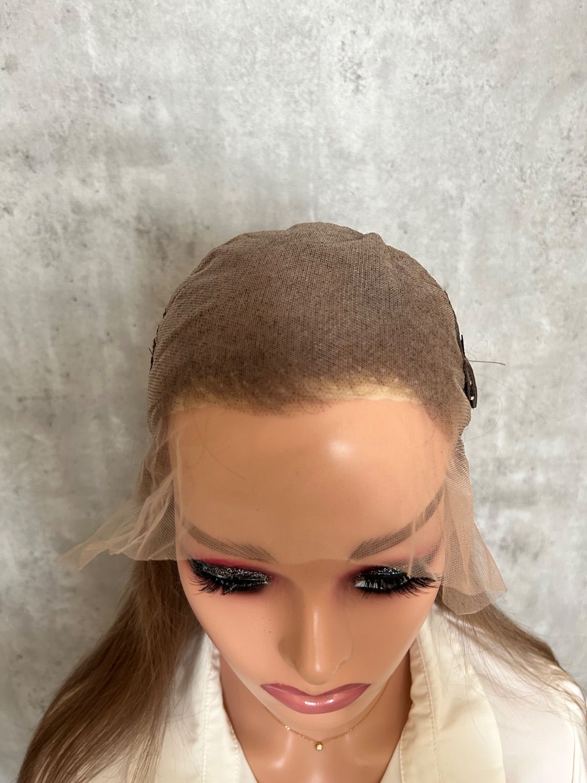 フルウィッグ｜耳が出せる