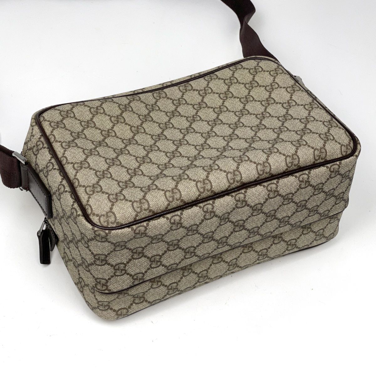グッチ GUCCI GG柄 ショルダーバッグ GGスプリーム 斜め掛け