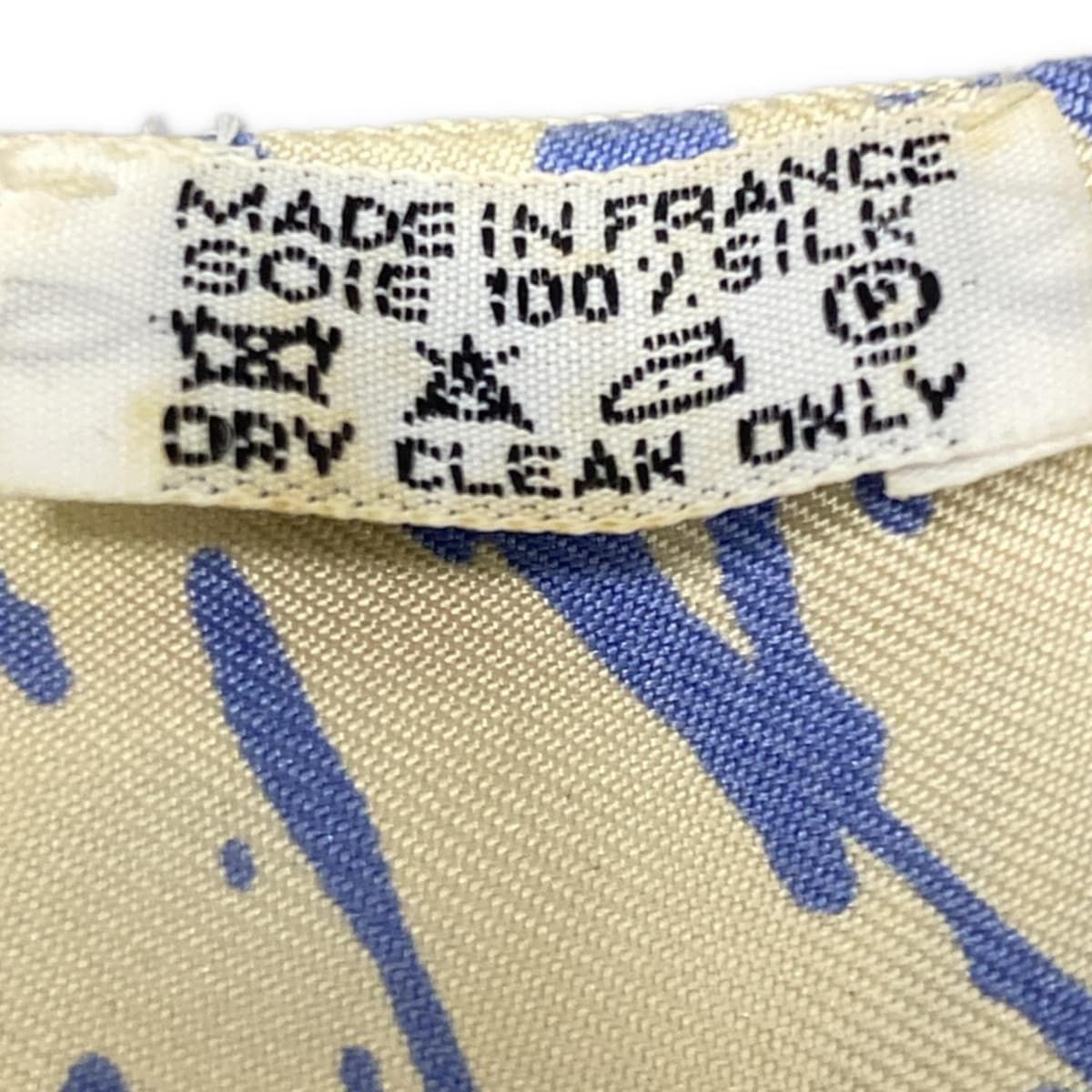 HERMES(エルメス) スカーフ ツイリー アイボリー×ブルー×ピンク リボン  