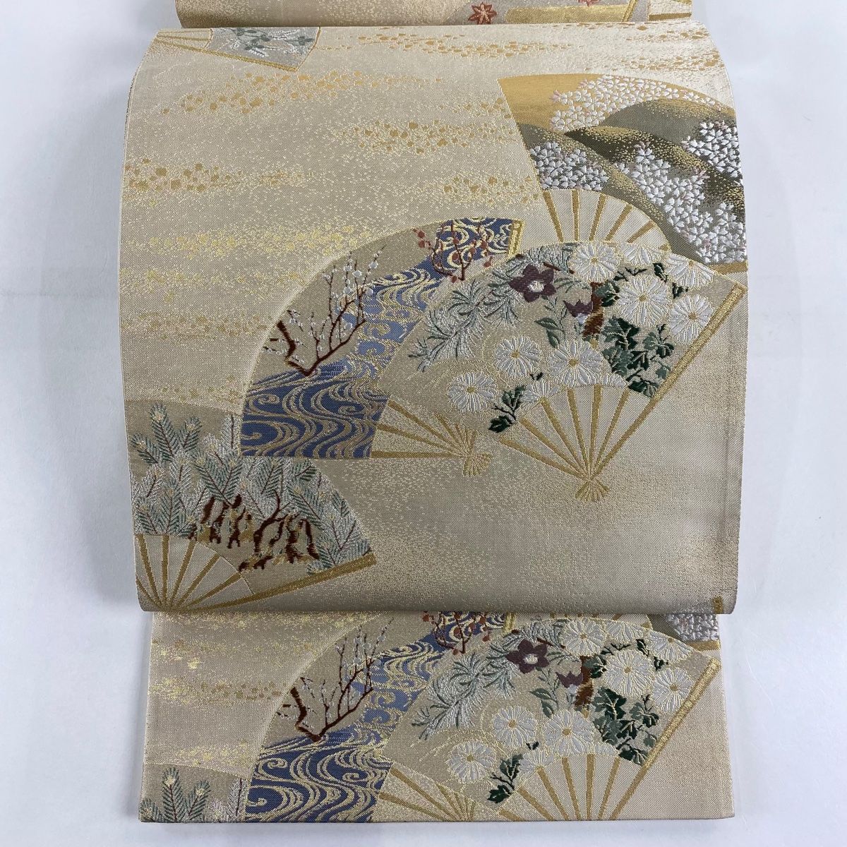 袋帯 秀品 扇 草花 金銀糸 箔 ベージュ 六通 正絹