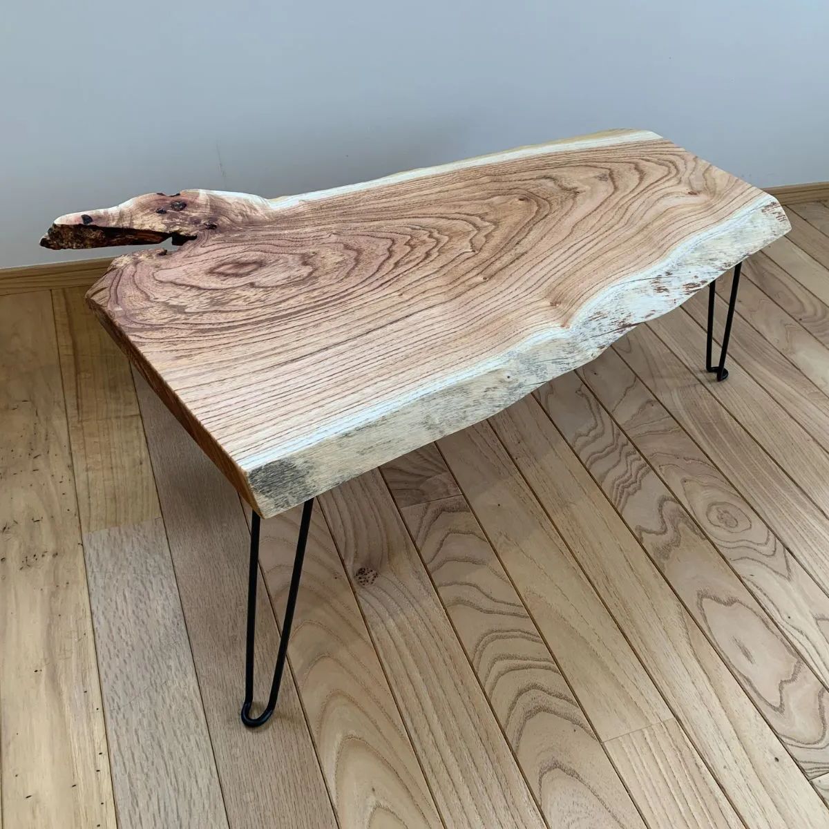 センダン一枚板折り畳みテーブル 82cm ローテーブル ちゃぶ台 [T018