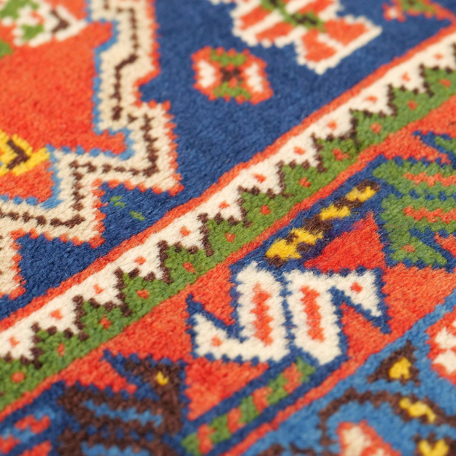 セミアンティーク 三連ダイヤモンド