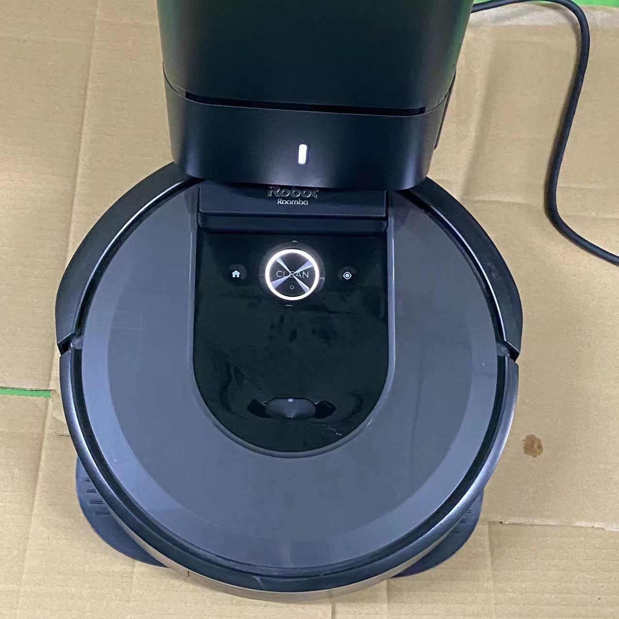 【現状品】Robot  Roomba i7  ルンバ掃除機