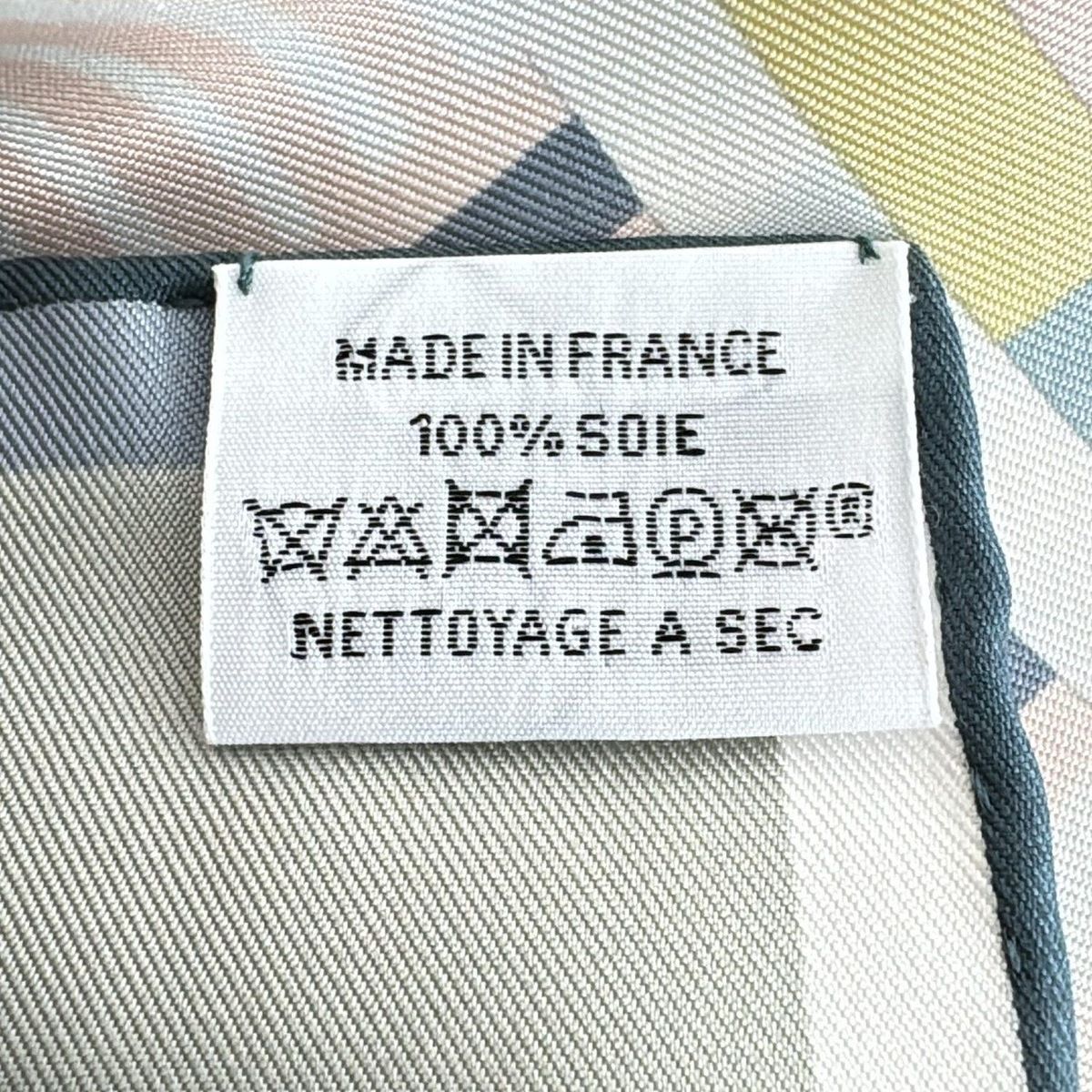エルメス スカーフ美品 カレ90 ローズ・ドラジェ×カーキ