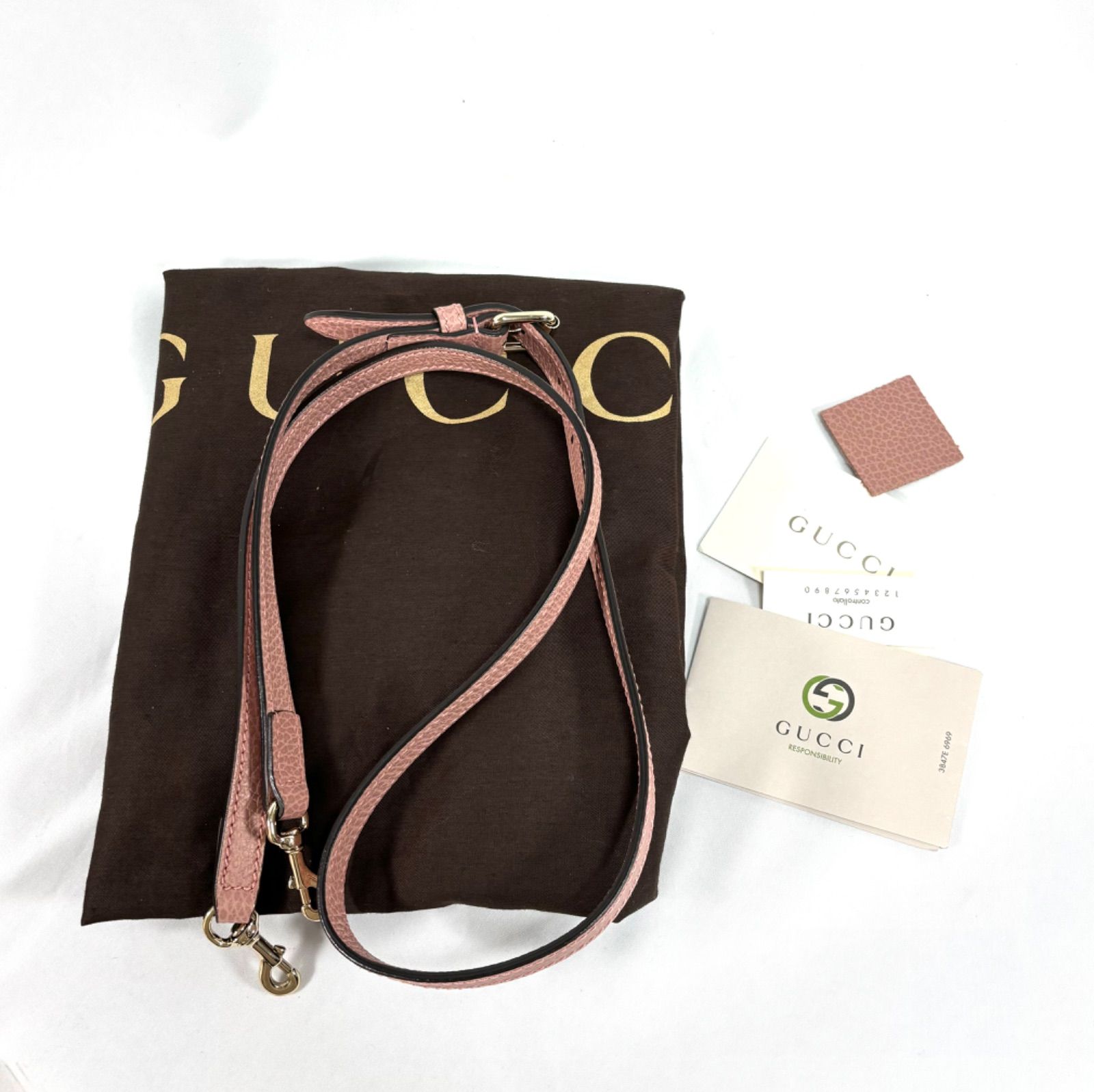 GUCCIインターロッキングGチャーム ショルダーバック ピンクベージュ