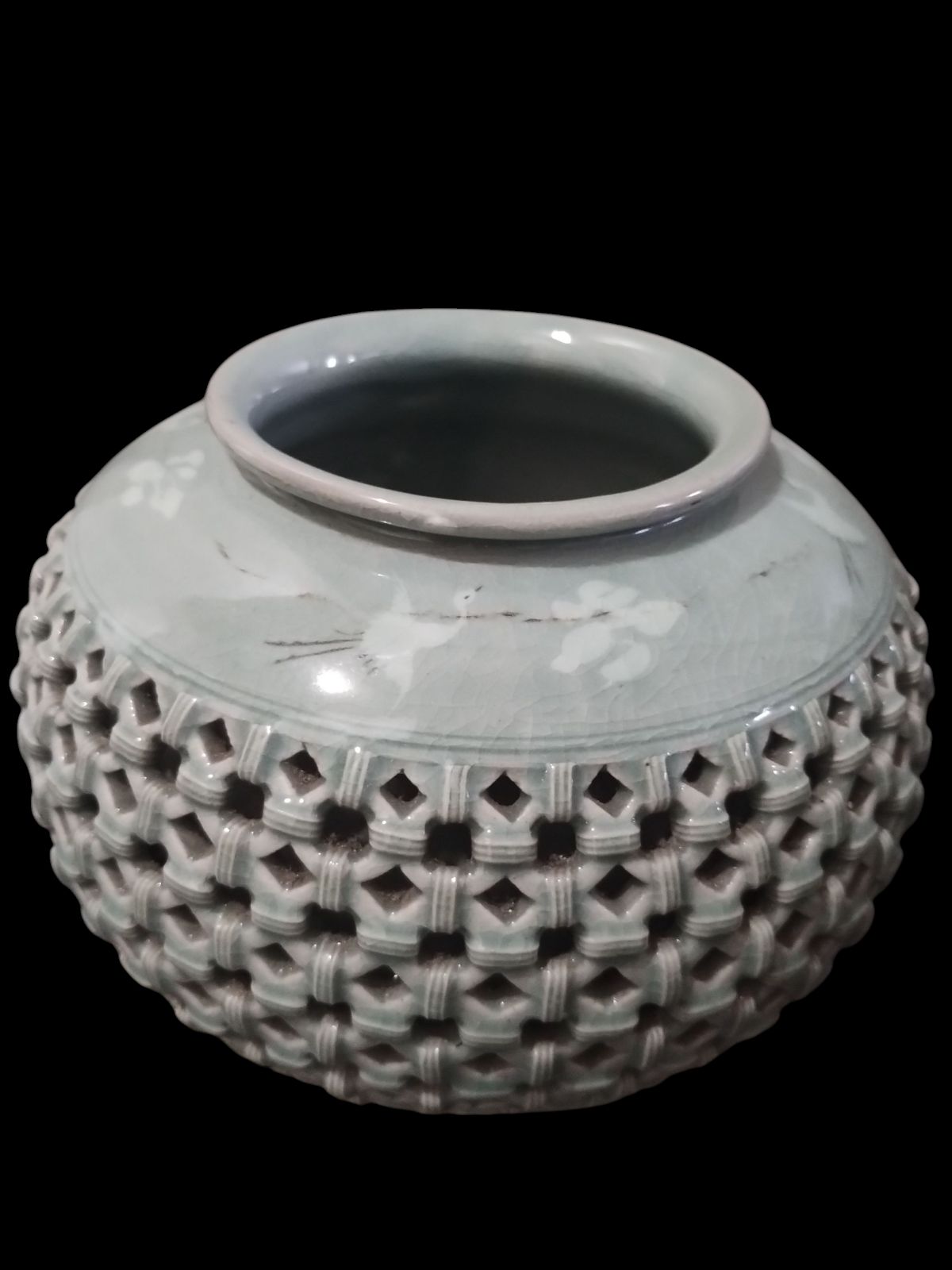 青磁　一峰　花瓶 Yahoo!オークション - 高麗青磁 磁器 安峰鶴作 壷 透かし 花瓶