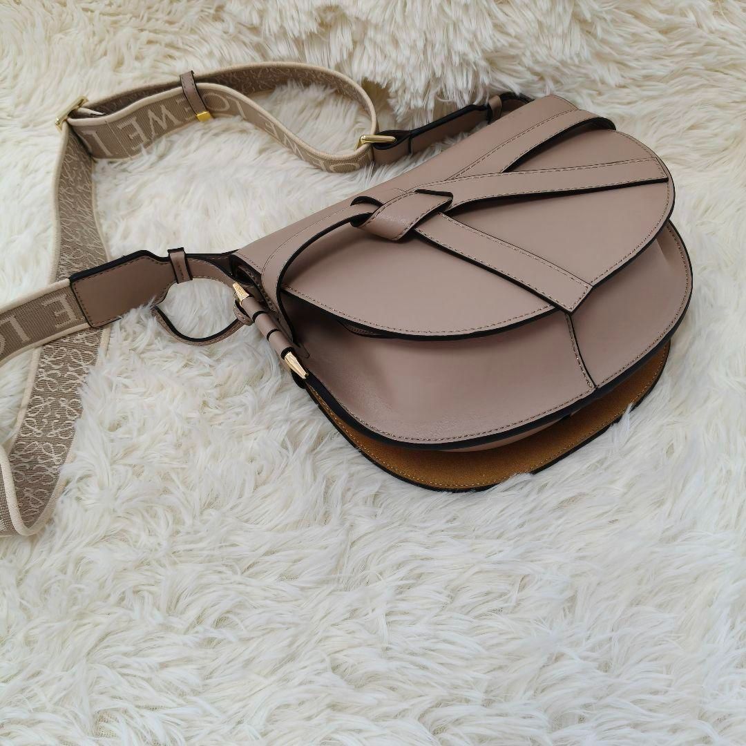 LOEWEロエベゲートショルダーバッグ スモール