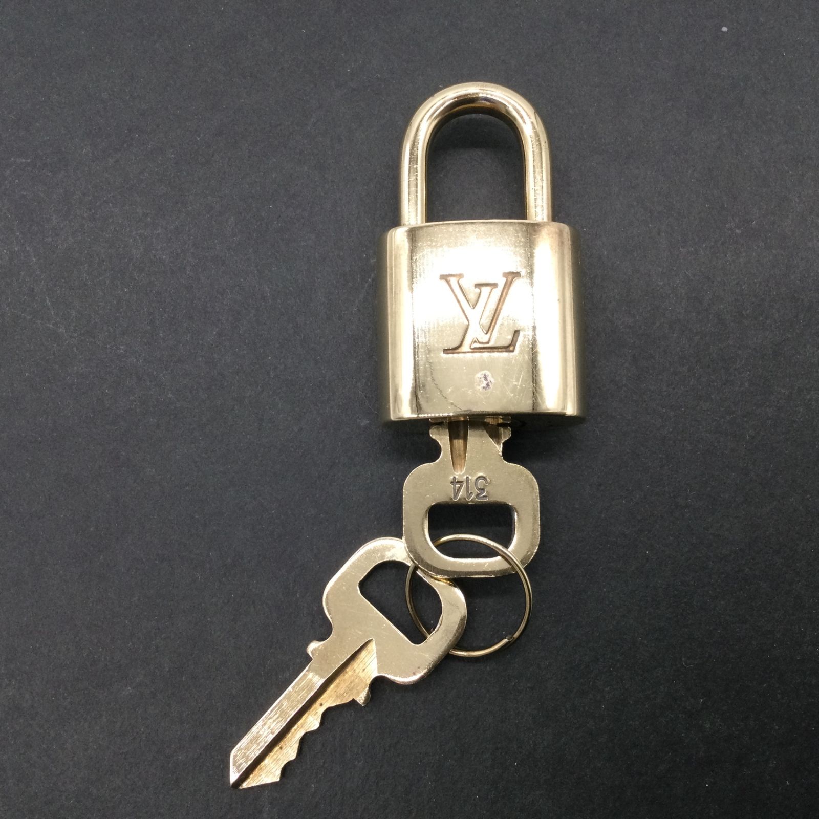 極美品　ルイヴィトン　カデナ　南京錠　パドロック キー　ゴールド　No.677 極美品 ルイヴィトン カデナ 南京錠 パドロック キー ゴールド