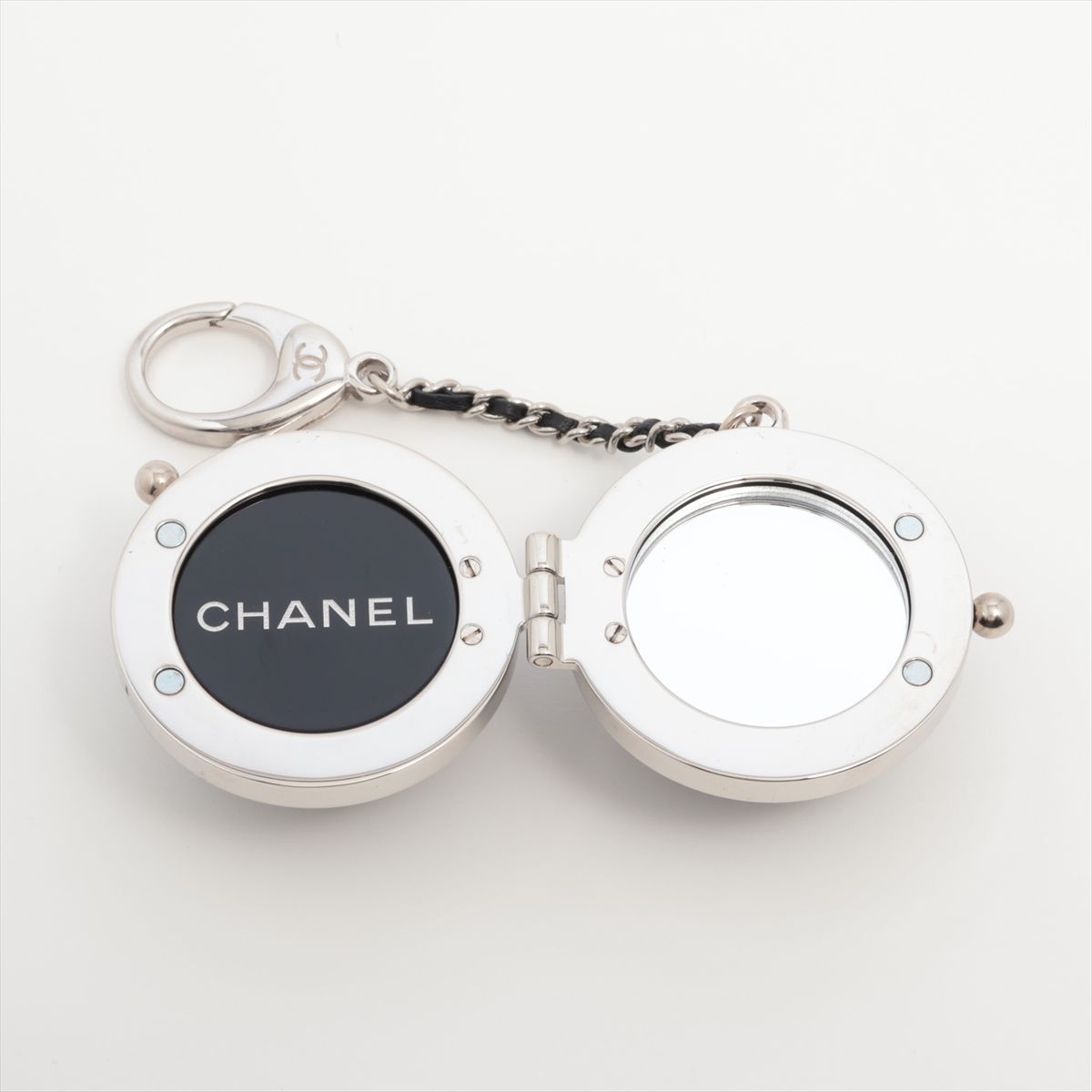 CHANEL シャネル チャーム ロゴ プレート シルバー CHANEL シャネル リング 指輪 クローバーチャーム 925 シルバー