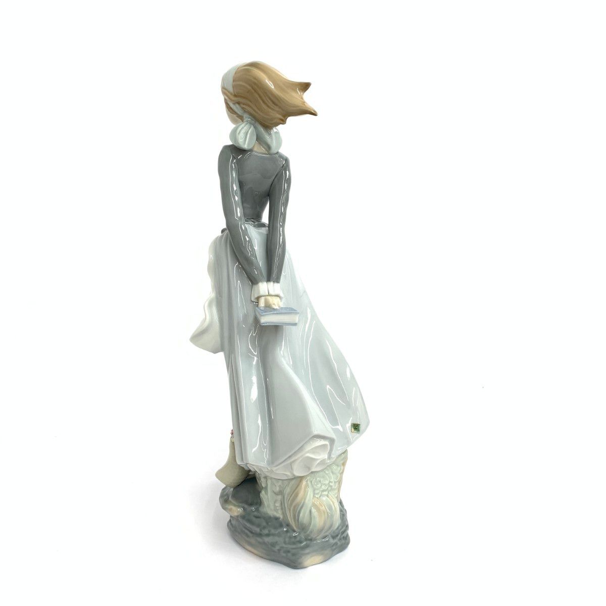 LLADRO リヤドロ 『 海のそよ風 』 高さ 35㎝ LLADRO リヤドロ 『 海のそよ風 』 高さ 35㎝